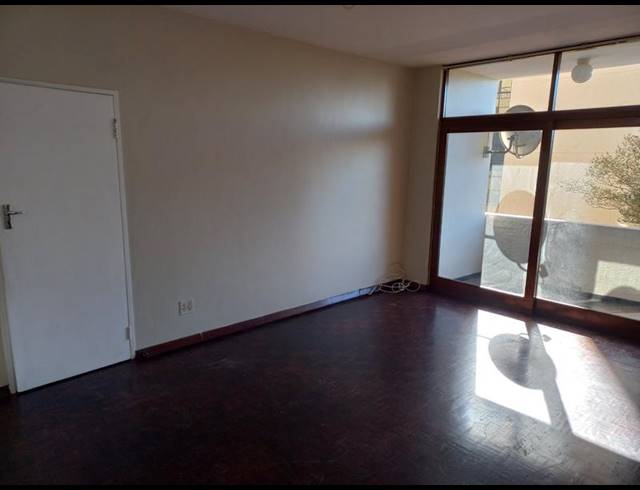 2 BEDROOM APARTMENT FOR SALE IN PIETERMARITZBURG CENTRAL